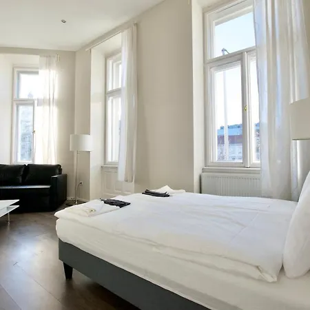 Premium By Hi5 - B25 Budapest